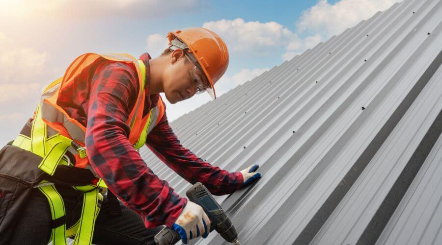 Professional metal roof installation in Willard, OH
